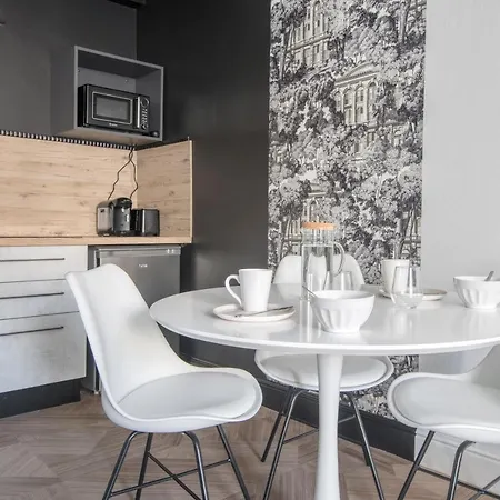 Le Perroquet De 公寓